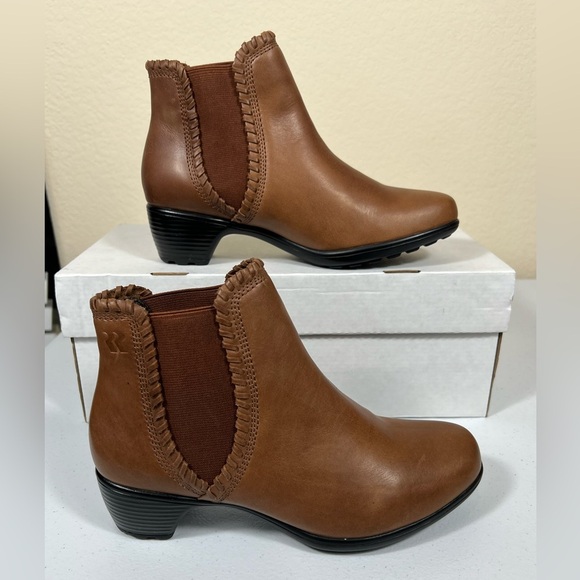 Romika Boots Women’s 37 EU/6.5 US Brown Stretch Laced Pull On Upper Leather New - Picture 3 of 6